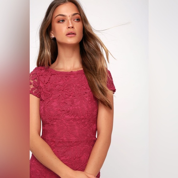 Lulus Right Sheer, Right Now Magenta Lace Bodycon Dress Style: DA863J Size L EUC - Picture 4 of 9
